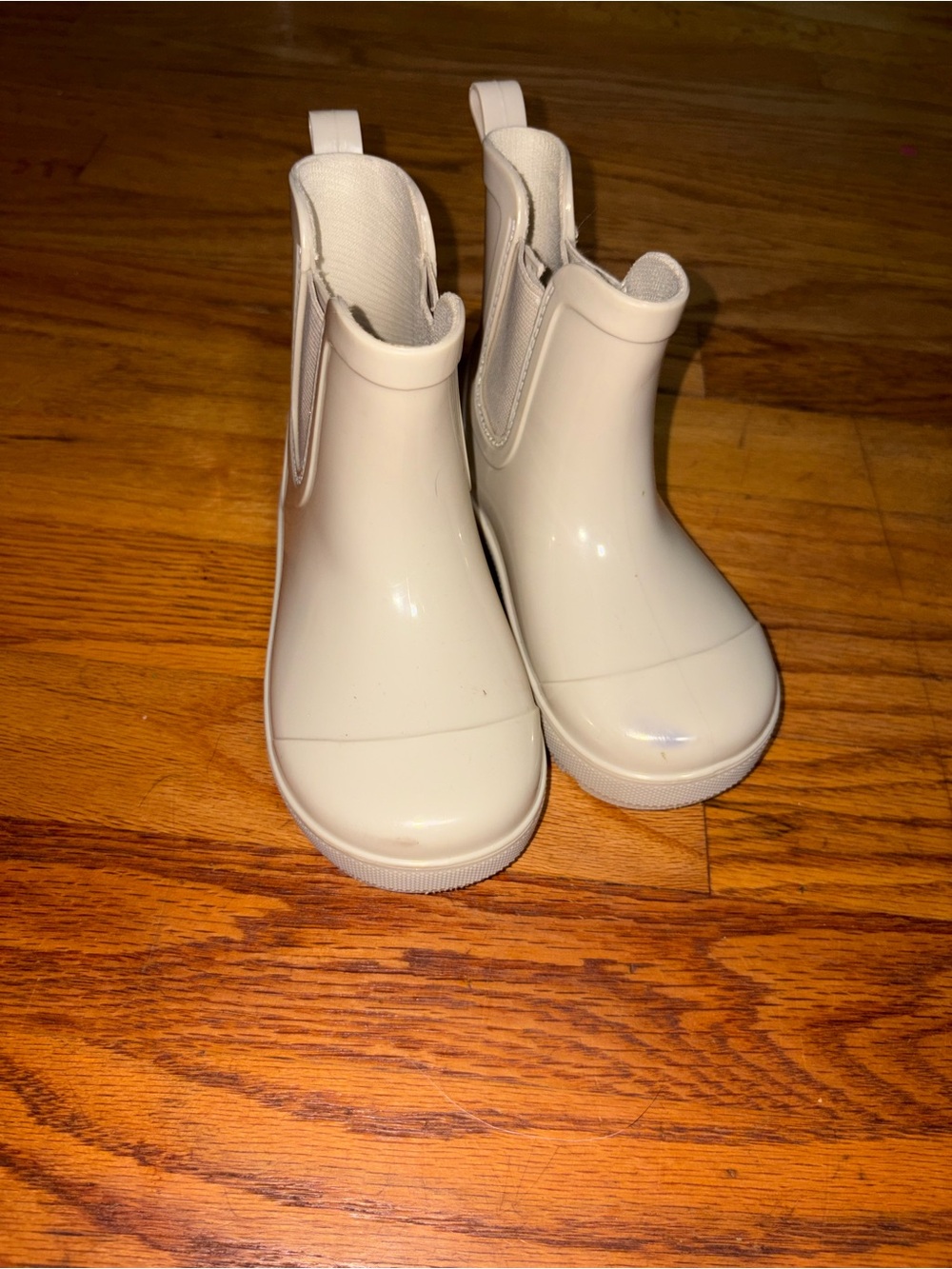 BearPaw Kids White Chelsea-Style Rain Boots